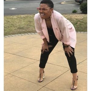 Meet your Posher, Holly